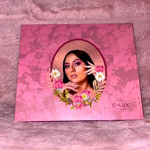 C LUX VEGAN Eyeshadow Palette-
30 Gold & Aurora